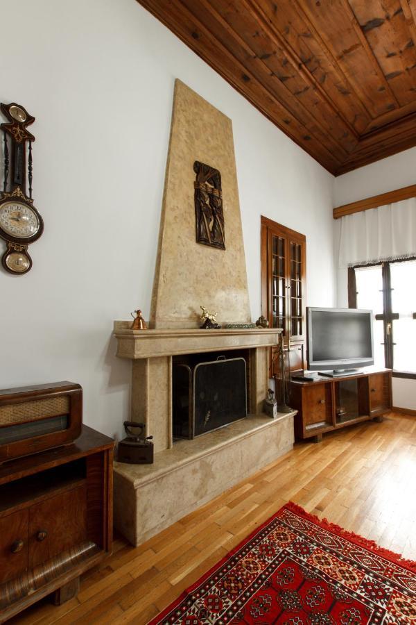 Emblematic House Apartment 2 Gjirokastër Quarto foto